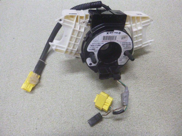 ステップワゴン RG1 スパイラルケーブル @14120拍卖