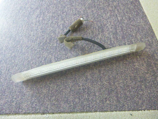 トヨタ BOXY AZR60G ハイマウントストップランプ @14551拍卖