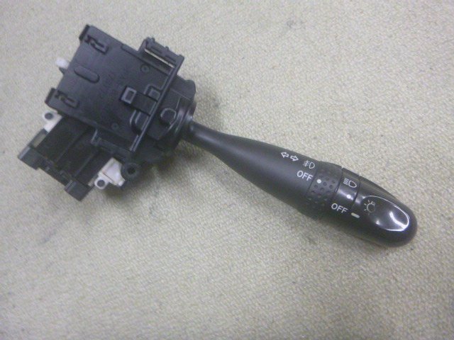 ダイハツ タント カスタム L375S ライトスイッチ @14828拍卖