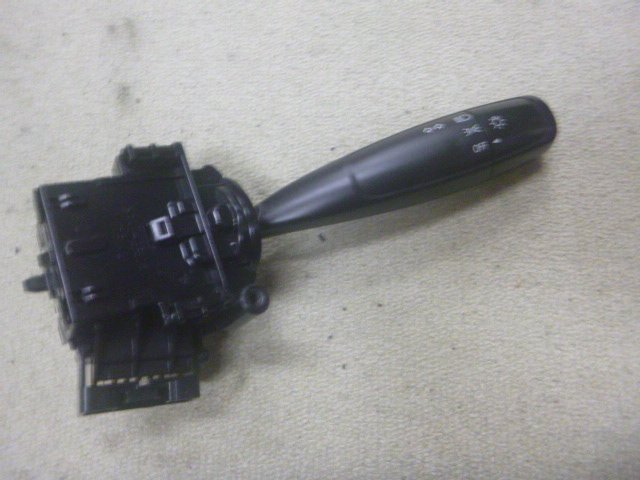 スズキ スペーシア MK32S ライトスイッチ @15517拍卖