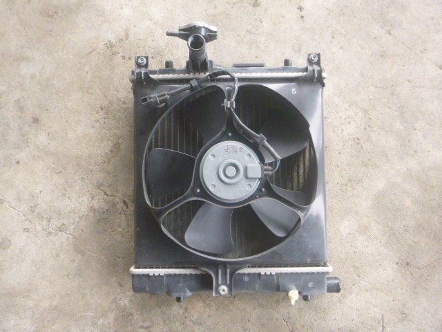 スズキ ワゴンR MH22S ラジエターASSY @15363拍卖