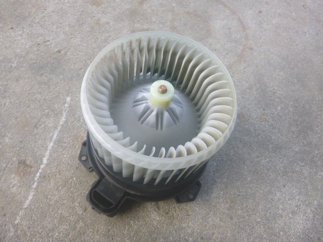 ダイハツ タント L375S ヒーターブロアーモーター @15571拍卖