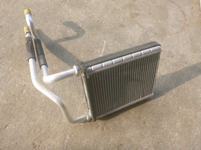 ダイハツ タント L375S ヒーターコア @15572拍卖