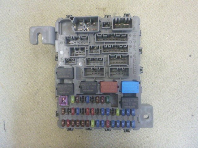 ホンダ ライフ JC1 室内ヒューズBOX @14931拍卖