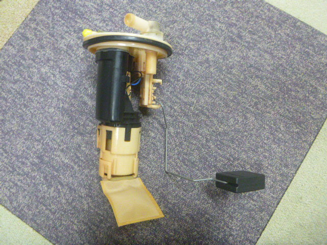 ムーブ エアロダウンRS L900S フューエルポンプ @13886拍卖