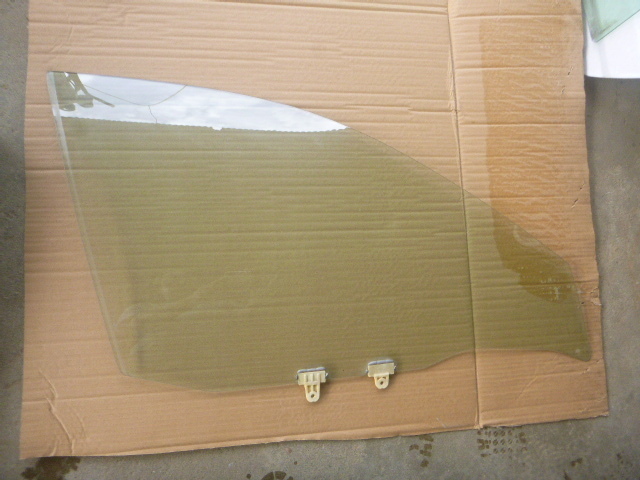 日産 AD VFY11 右フロントドアガラス @13607拍卖