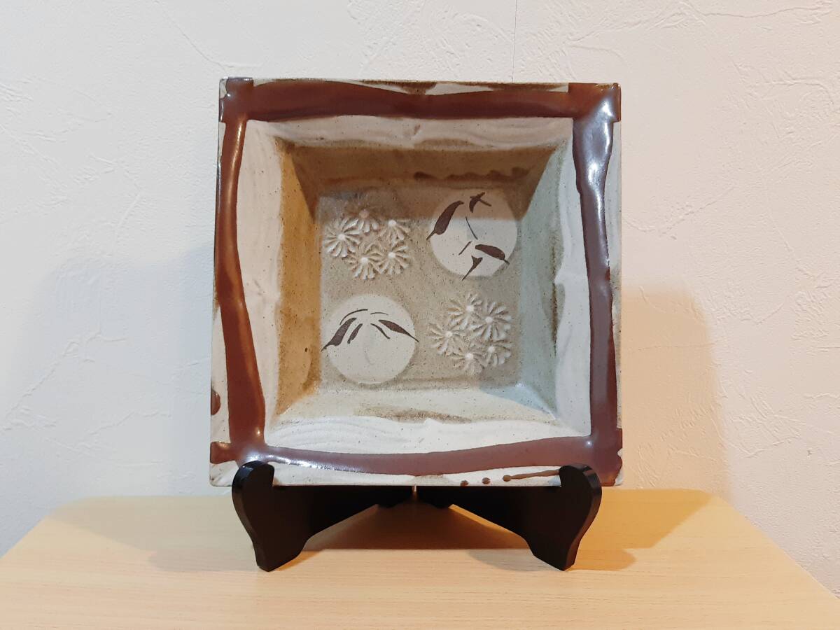 益子焼 刷毛目花紋角皿 明石庄作 大皿 飾皿 盛皿 Mashiko-ware square plate made by Akashi Shosaku拍卖