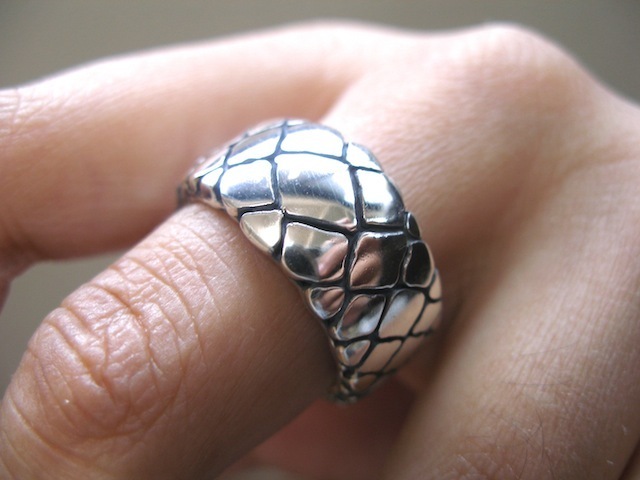 仁尾彫金『平打パイソンリング』ハンドメイド102拍卖