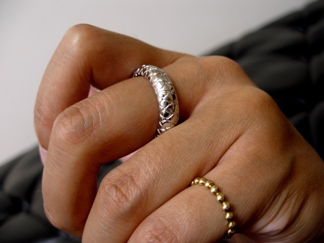 仁尾彫金『プラチナパイソンリング』ハンドメイド26b拍卖