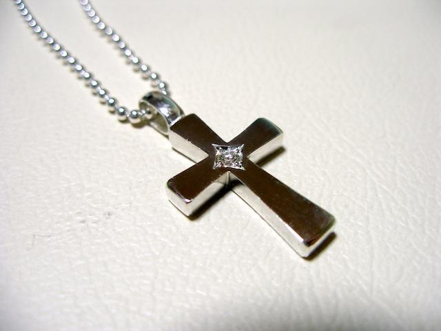 仁尾彫金『一つ星ダイヤフラットプラチナクロス』ハンドメイド426拍卖