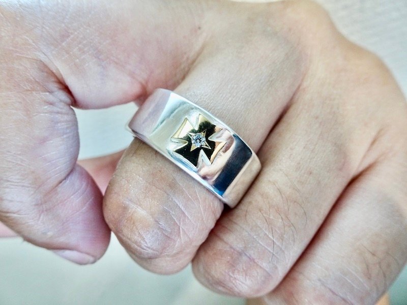 仁尾彫金『一つ星ダイヤ平打アイアンクロスリング』ハンドメイド155b拍卖