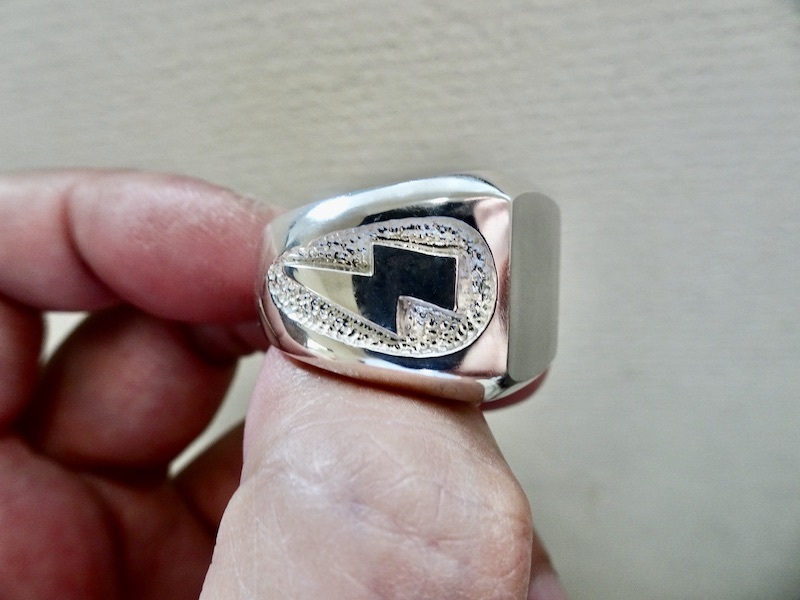 仁尾彫金『プラチナ、サンダー印台リング』ハンドメイド190拍卖