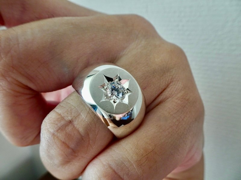 仁尾彫金『一つ星ジルコニア、プラチナ、丸の印台リング』ハンドメイド338拍卖