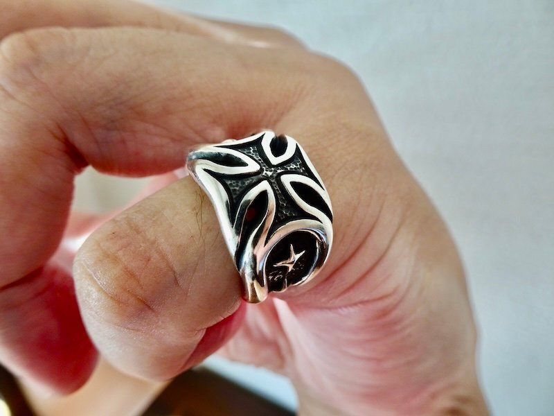 仁尾彫金『ギャラクシーアイアンクロスリング、燻あり』ハンドメイド495拍卖