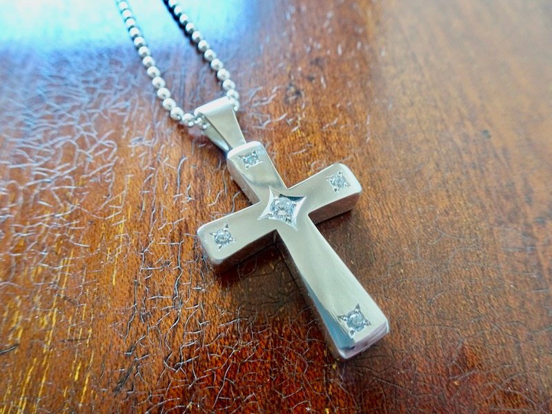 仁尾彫金『五つ星ダイヤ、フラット、プラチナクロス2』233ハンドメイド拍卖