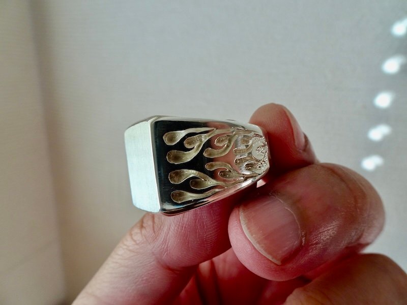 仁尾彫金『ファイヤーパターン印台リング、ヘアライン』ハンドメイド365拍卖