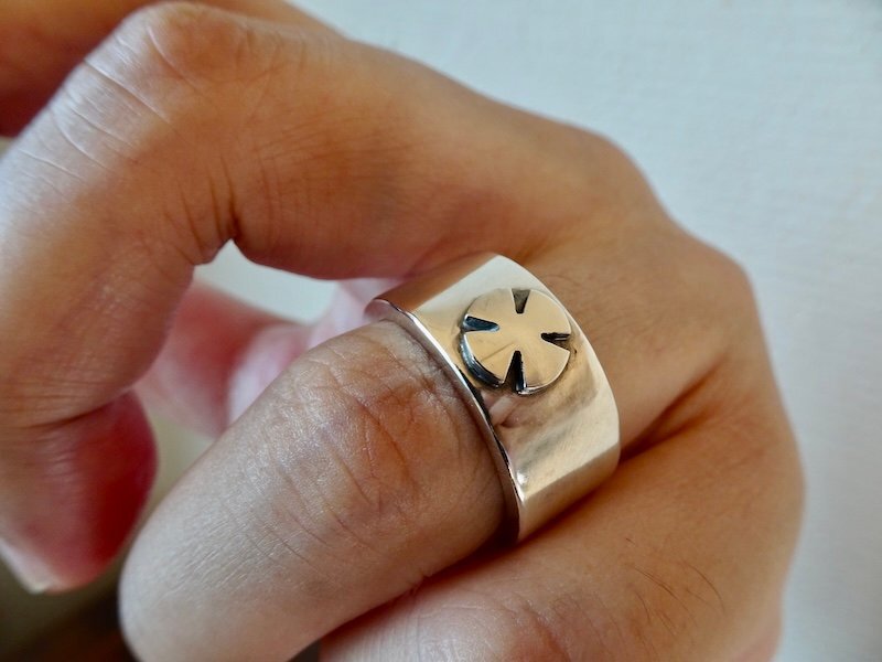 仁尾彫金『シルバー平打アイアンクロスリング3』ハンドメイド407b拍卖