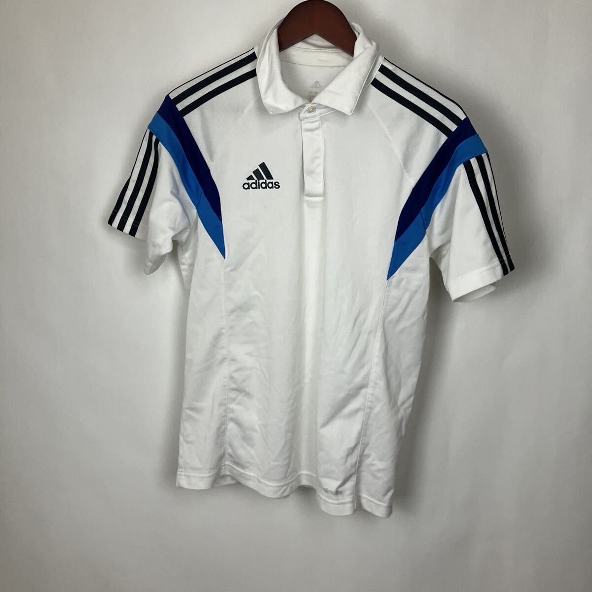 アディダス adidas ホワイト 半袖ポロシャツ 半袖 ポロシャツ スポーツウェア Lサイズ ワンポイント ランニングシャツ拍卖