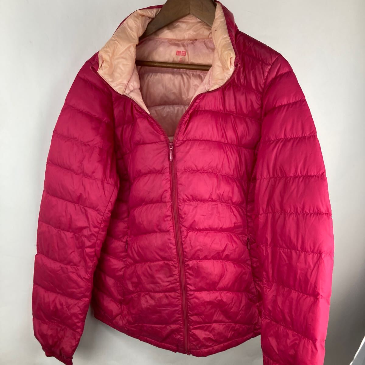 ユニクロ UNIQLO ダウンジャケット ウルトラライトダウンジャケット アウター 軽量 定番 防寒 ピンク系 M 保温性 シンプル レディース拍卖