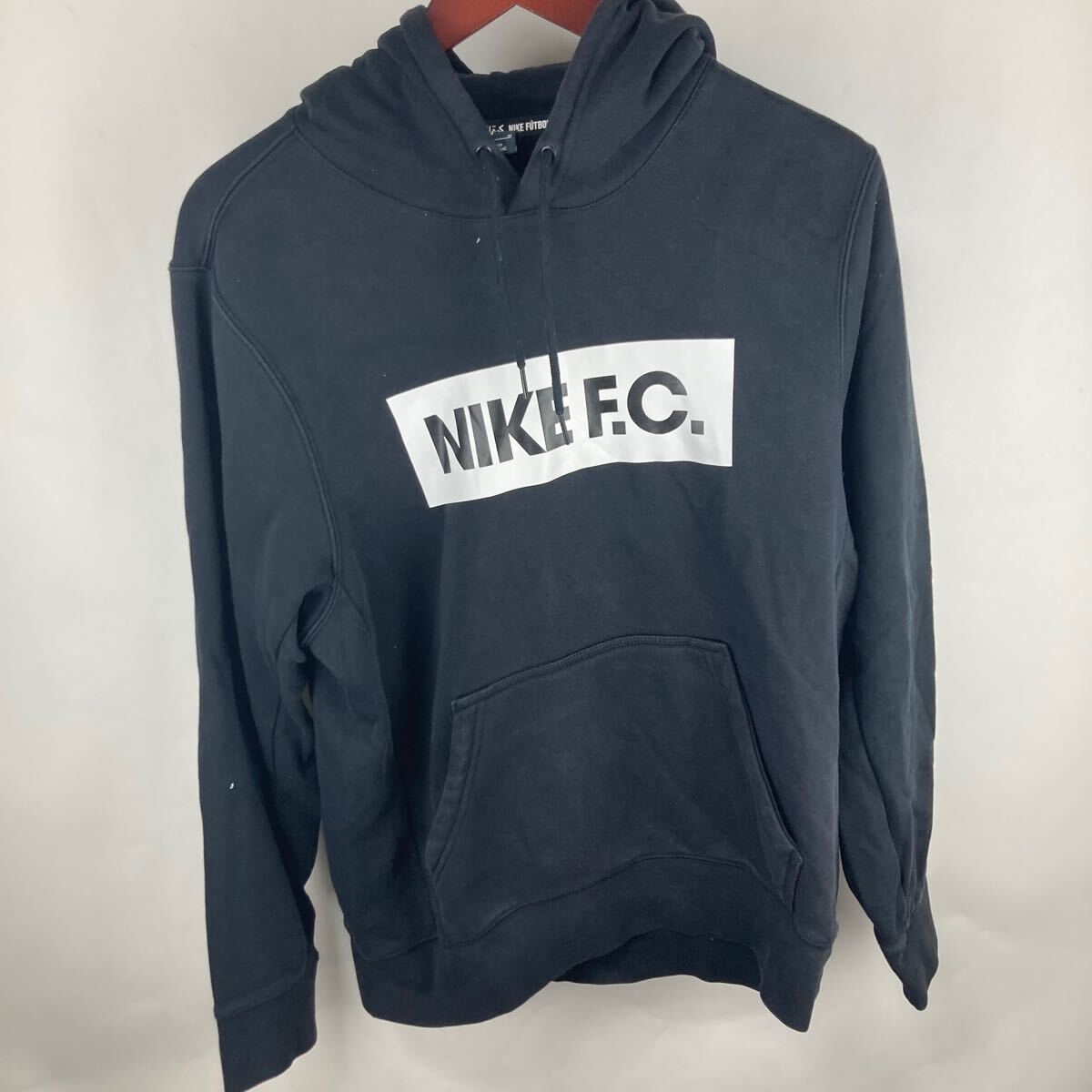 NIKE ナイキ フリース M エッセンシャル Nike ストリート ストリート系 パーカー フーディー 秋服 黒色パーカー カジュアル系 カジュアル拍卖