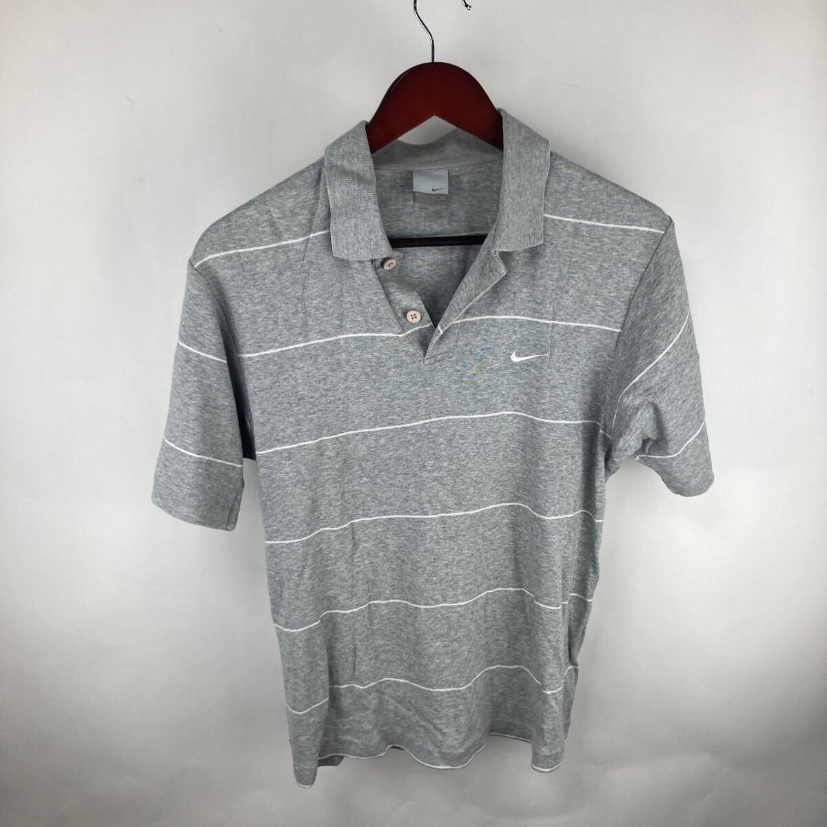 NIKE ナイキ 半袖ポロシャツ グレー ボーダー ポロシャツ トップス 半袖シャツ 半袖 S ストリート ボーダーTシャツ 激安古着拍卖