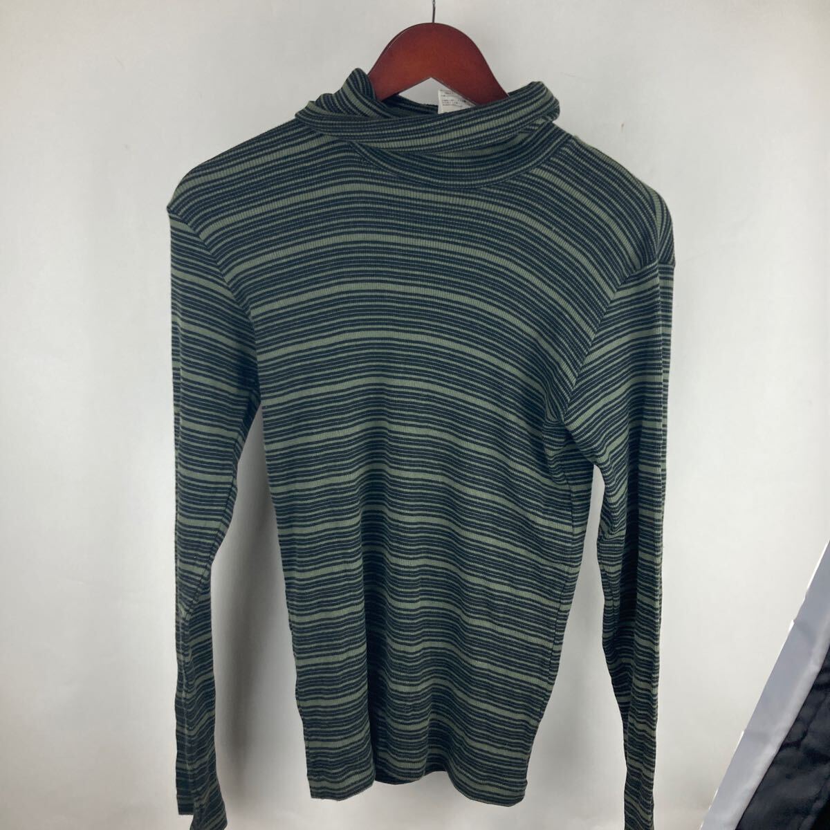 カットソー 長袖 タートルネック ボーダー トップス M グリーン ハイネック Tシャツ ストライプ アニエスベーAgnes b homme メンズ拍卖