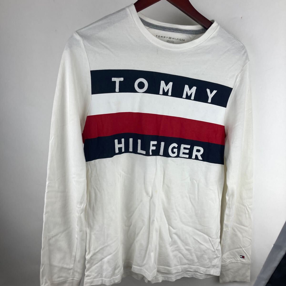 TOMMY HILFIGER トミーヒルフィガー 長袖Tシャツ トップス ロンT 白 ホワイト カットソー メンズ S カジュアル スウェット ゆったり拍卖