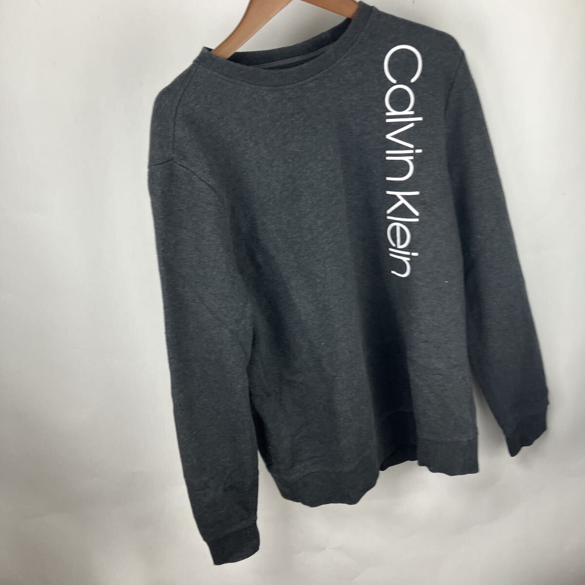 Calvin Klein トレーナー カルバンクライン スウェット ブラック プルオーバー 黒 ストリート 古着 激安古着 裏起毛 女性用拍卖