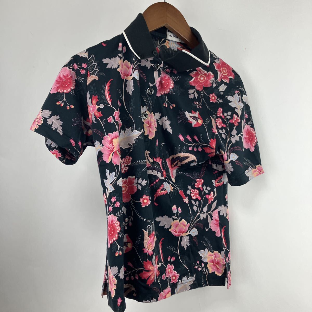 花柄 総柄 M 半袖シャツ シャツ ブラック アロハシャツ ポロシャツ 半袖 半袖ポロシャツ 婦人用 激安古着 古着 婦人服拍卖
