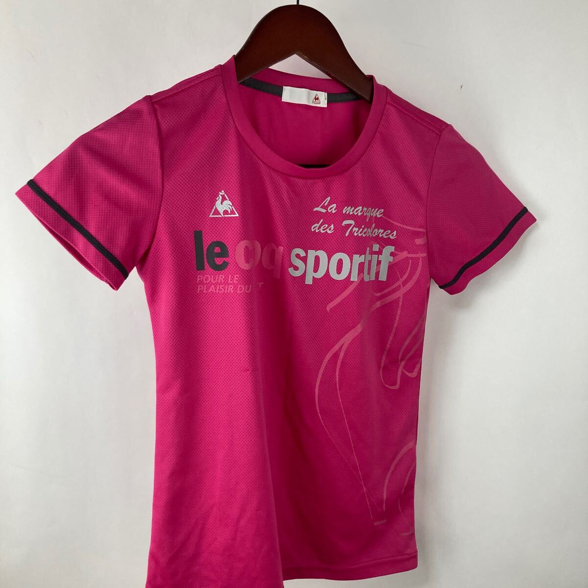 le coq sportif ルコックスポルティフ ルコック 半袖 Tシャツ ピンク 半袖Tシャツ レディース 女性向け S 通気性 スポーツウェア拍卖