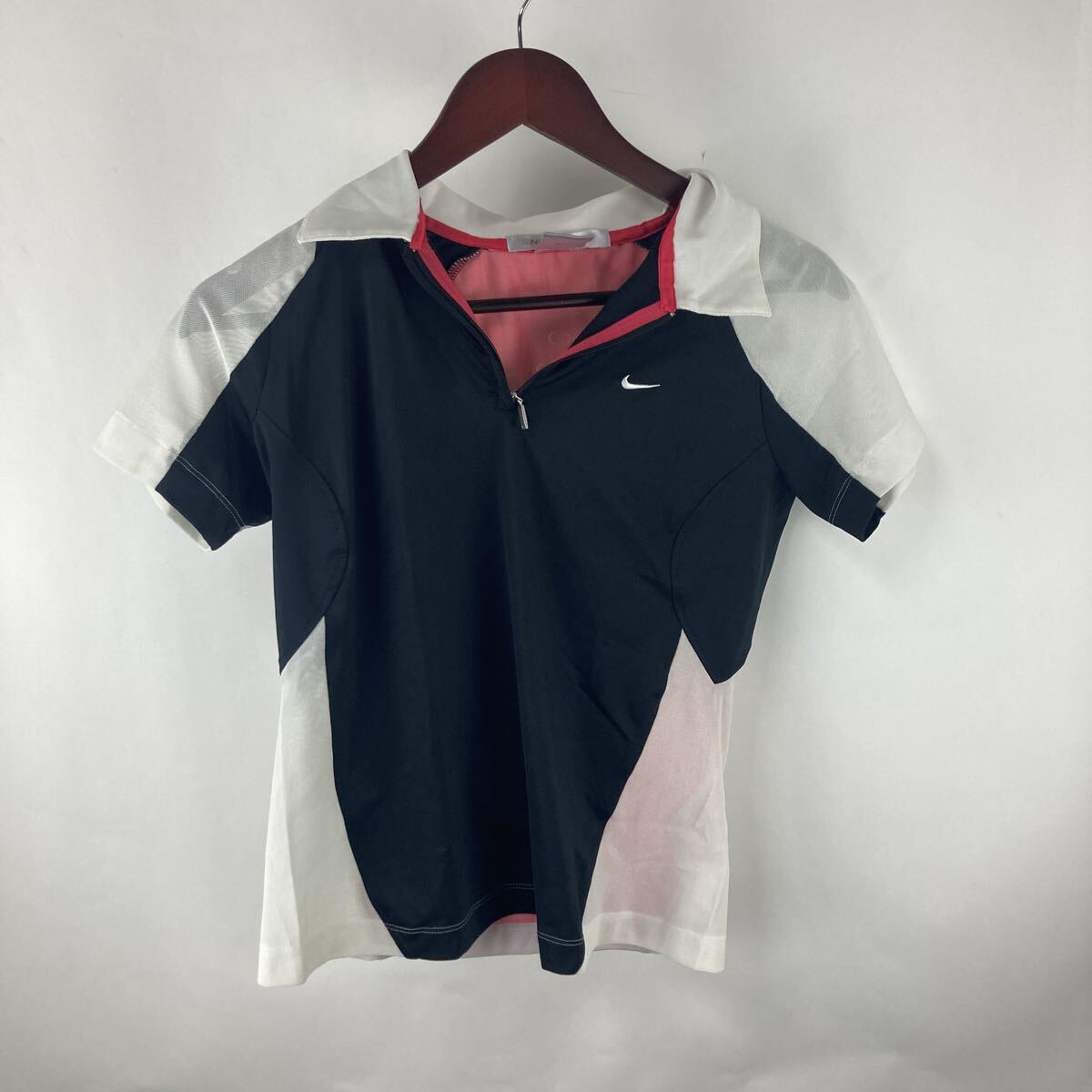 半袖 ポロシャツ ゴルフウェア ブラック GOLF 黒 ピンク M ナイキ ゴルフ トレーニングウェア ランニングウェア スポーツ 激安古着拍卖