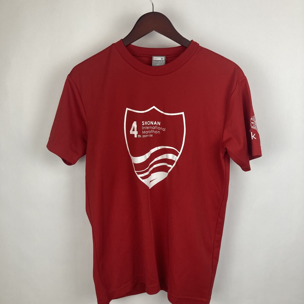 NIKE ナイキ ナイキユニフォーム Tシャツ 半袖 レッド 半袖Tシャツ 赤 スポーツウェア トレーニングウェア ユニフォーム 激安古着拍卖