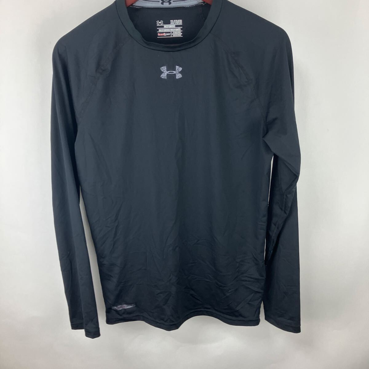UNDER ARMOUR 長袖 アンダーアーマー ブラック XLサイズ ヒートギア トレーニング ブラック メンズ 男性向け拍卖