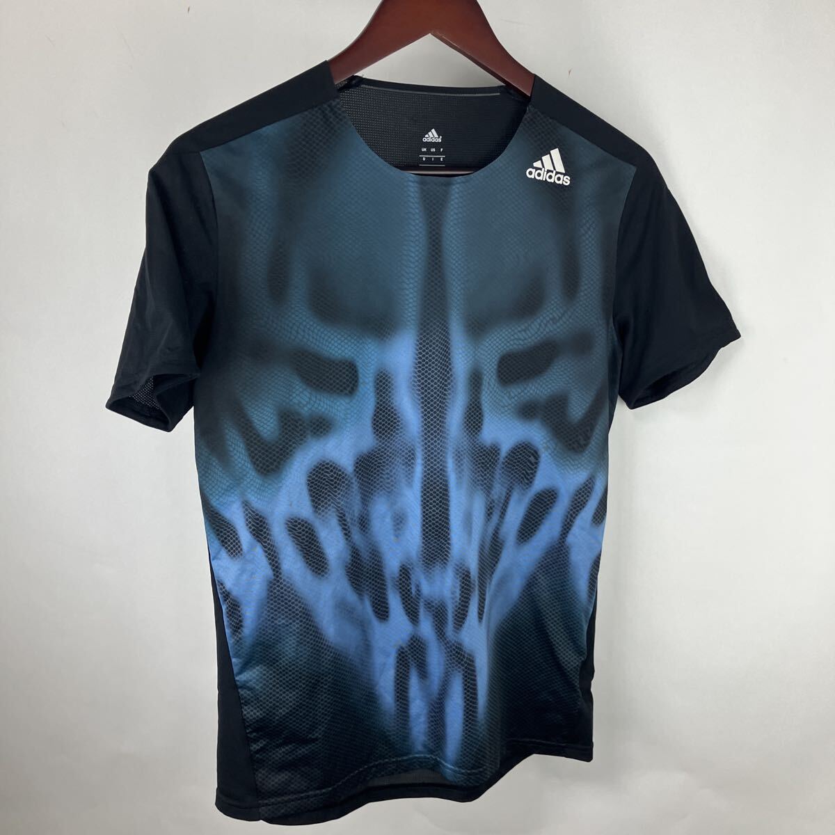 adidas アディダス 半袖 スポーツ Tシャツ Sサイズ トレーニング ブルー 黒 ブラック 半袖Tシャツ メンズ 男性向け 拍卖