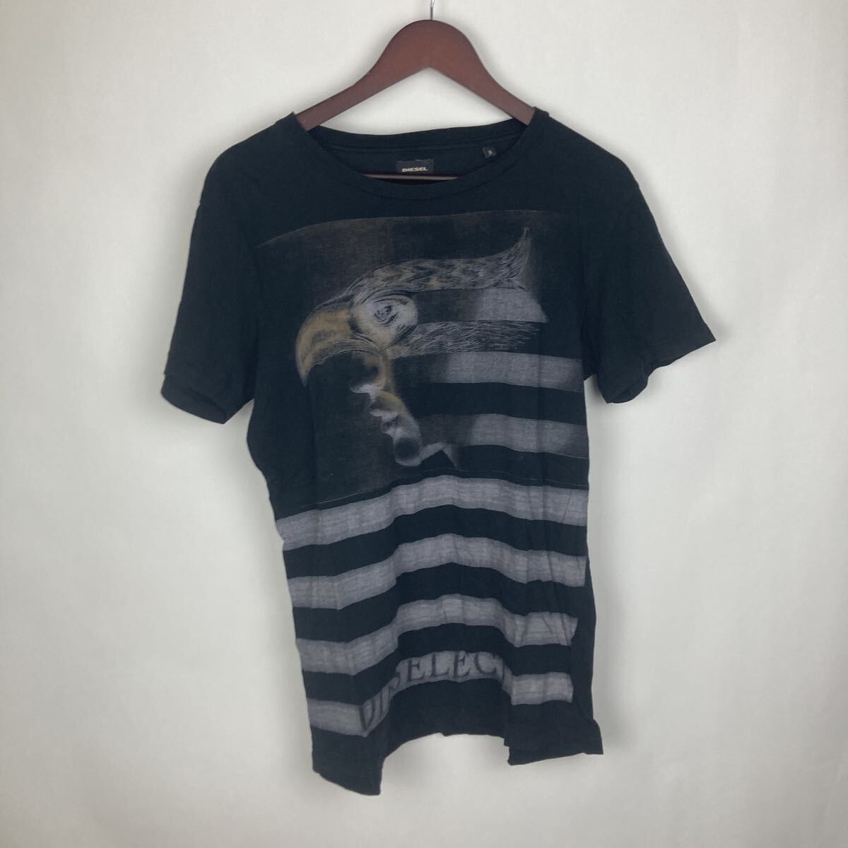 ディーゼル diesel DIESEL Tシャツ 半袖 ブラック カットソー 黒 トップス 半袖Tシャツ S コットン プリントTシャツ 激安古着 古着卸拍卖