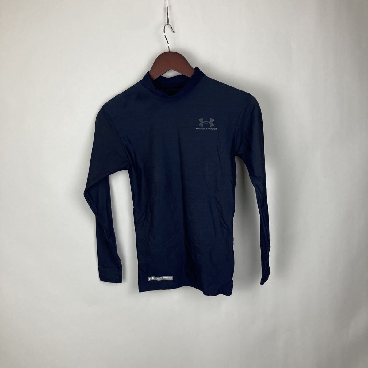 アンダーアーマー コンプレッション ネイビー 長袖 UNDER ARMOUR ヒートギア SM ハイネック スポーツウェア トレーニングウェア 激安古着拍卖