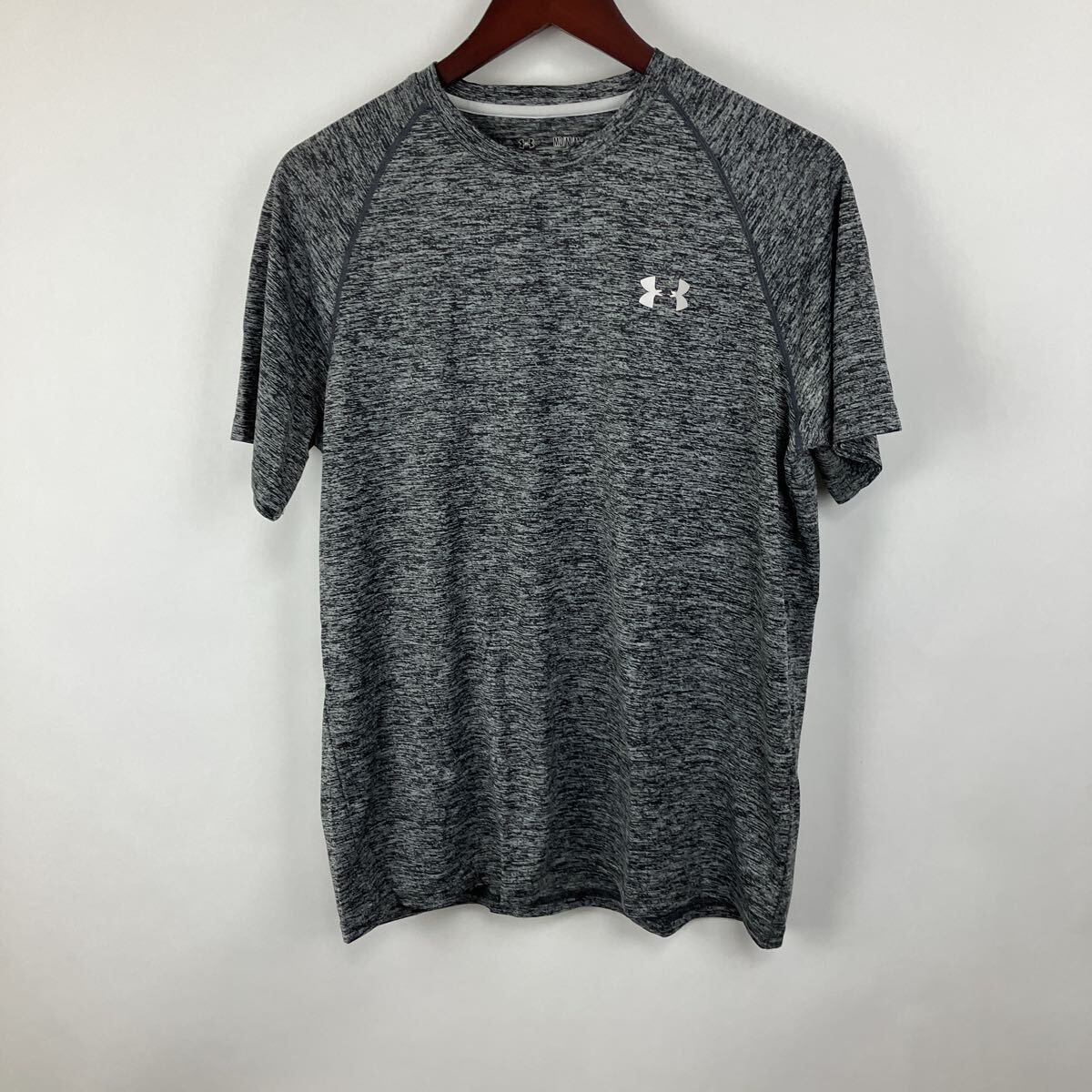 UNDER ARMOUR アンダーアーマー 半袖 ヒートギア Tシャツ グレー 半袖Tシャツ スポーツ メンズ 男性向け 男性用 MD拍卖