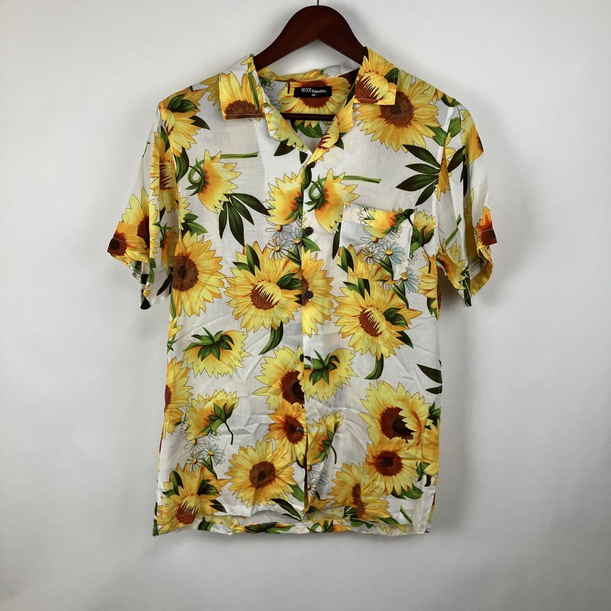 WOOF Republic アロハシャツ 総柄 レーヨン ハイビスカス 古着 半袖シャツ イエロー 半袖 Mサイズ ハワイアン レディース拍卖