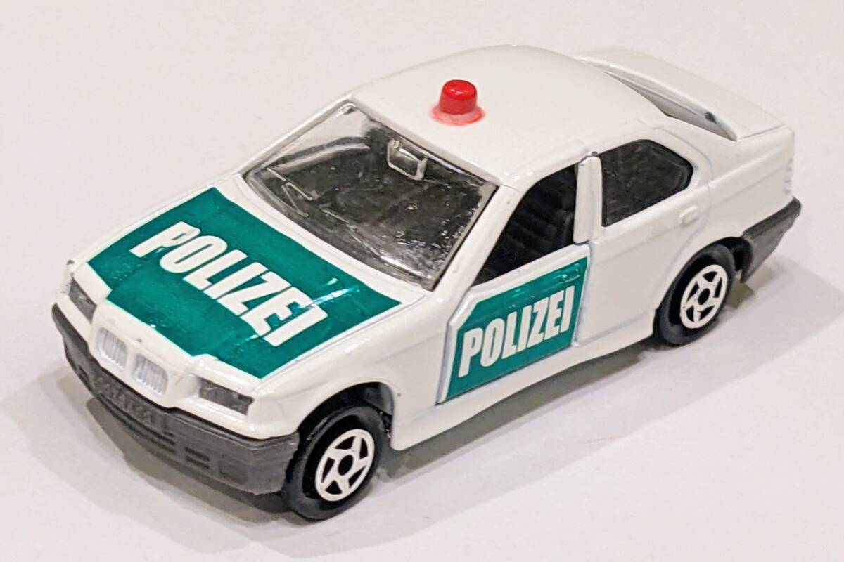 マジョレット BMW 325i POLIZEI ポリスカー 1/58拍卖