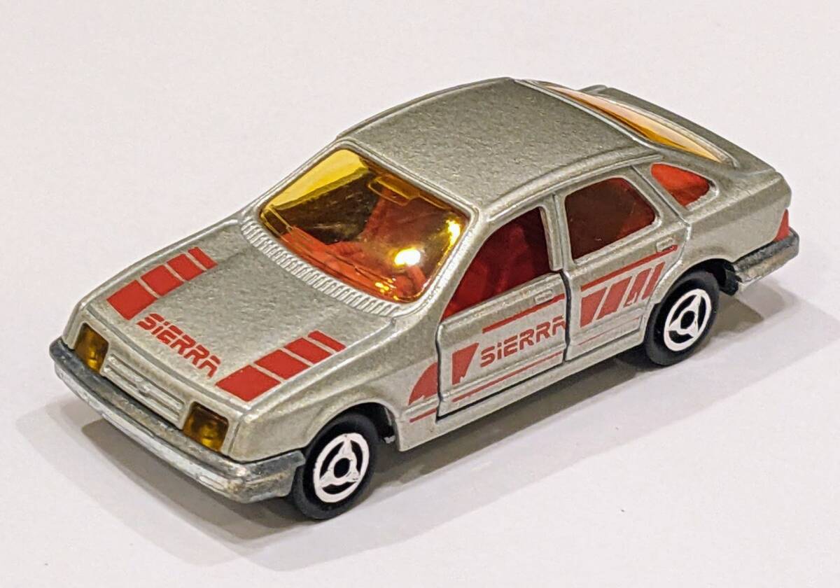 仏マジョレット フォード・シエラ 銀 1/58 フランス製拍卖