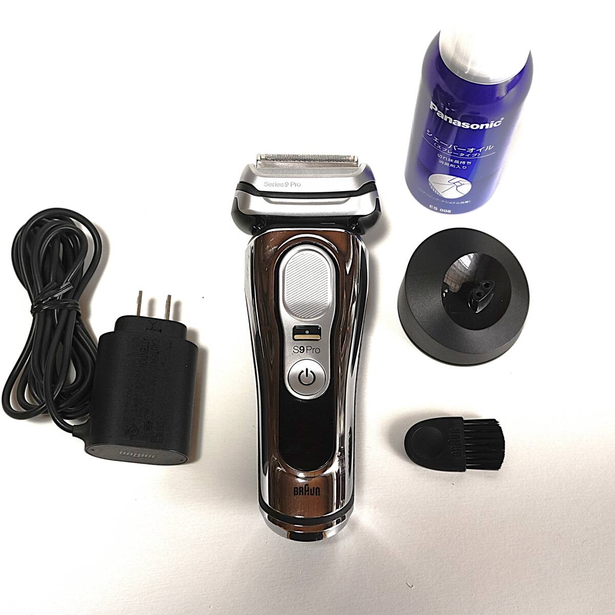 ★【未使用に近い】ブラウン シェーバー/シリーズ9Pro /2021年製/ Type5793/水洗い/お風呂剃り可/ブラウン最上位モデル (Y4)拍卖