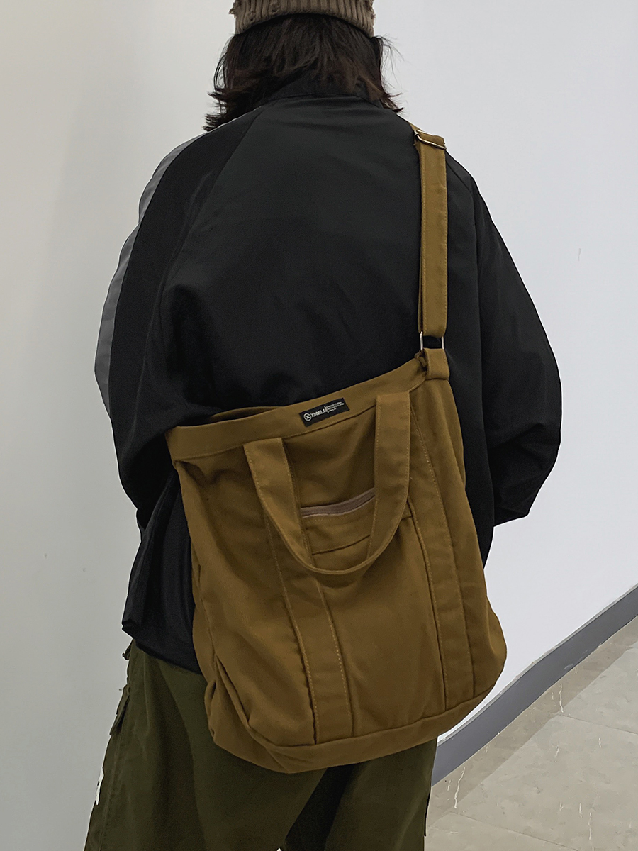 047:大容量キャンバスショルダーバッグメンズ通勤クラスクロスボディバッグ原宿スタイル日本のトレンドソフトハンドルジッパー開閉拍卖