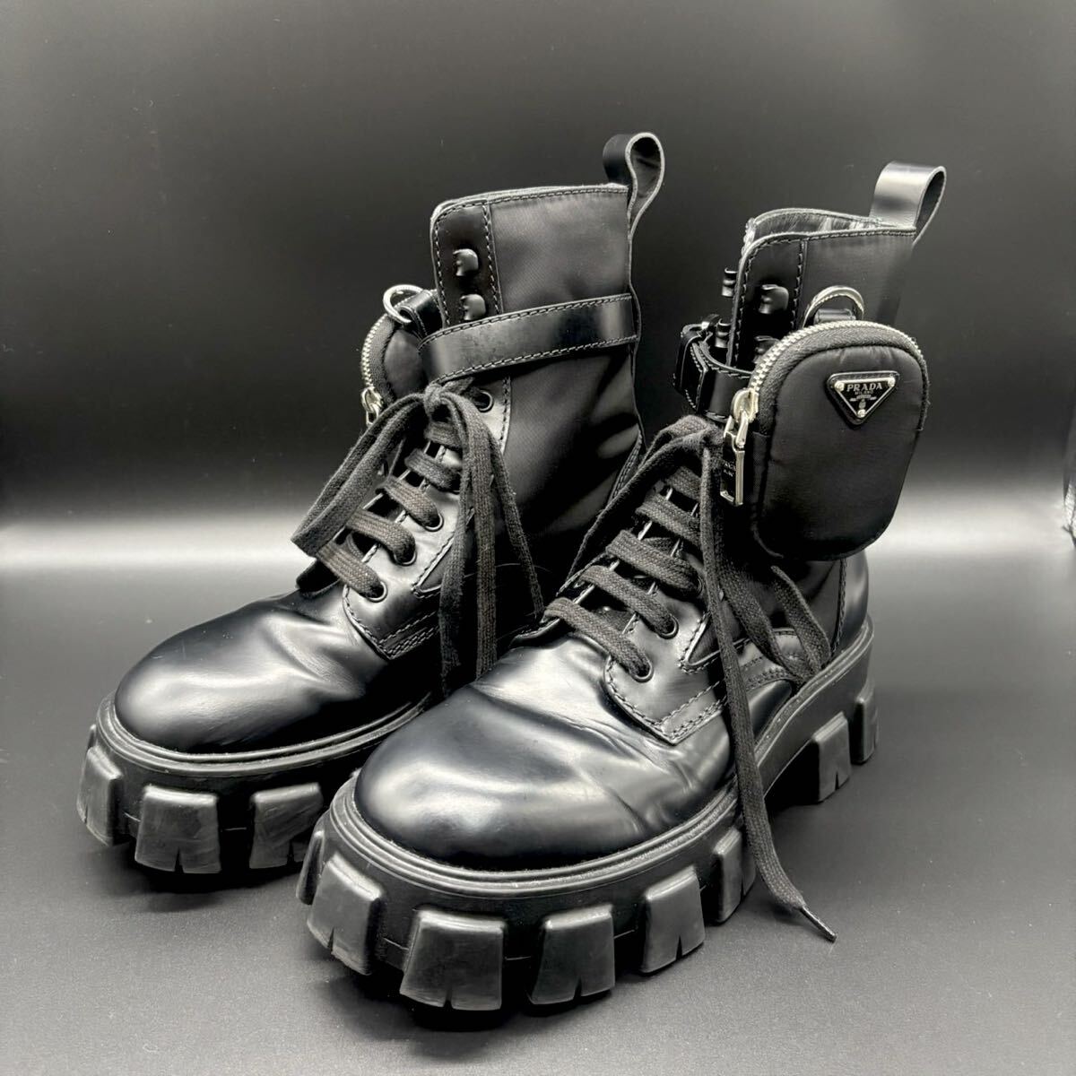 美品 PRADA プラダ Re-Nylon モノリス ポーチ付き ブーツ 7 1/2拍卖