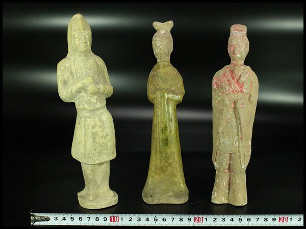 【金閣】中国美術 加彩 人物 俑 高24.5cm 三件 旧家蔵出 送料無料(XA684)拍卖
