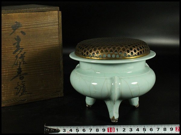 【金閣】中国美術 袴腰 三足 青磁香炉 京都旧家蔵 送料無料(XA947)拍卖