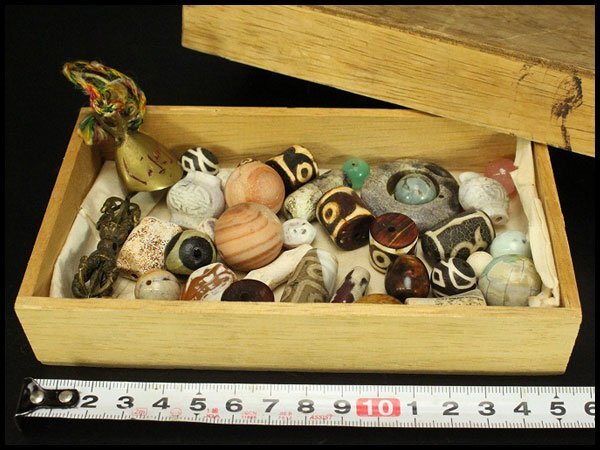 【銀閣】中国美術 天珠石 石玉 飾り玉 蜻蛉玉 まとめて 旧家蔵出 送料無料(A440)拍卖