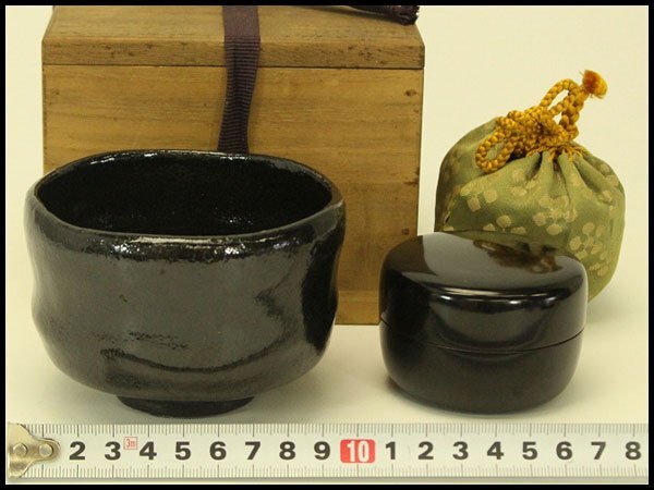 【銀閣】茶道具 黒楽茶碗 小服 真塗棗 茶箱用 二件 美品 旧家蔵出 送料無料(A783)拍卖