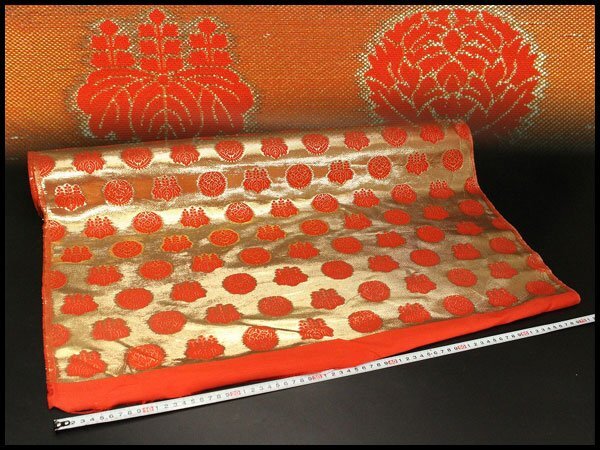 【銀閣】裂 反物 布地 赤金糸 両面桐茗荷丸紋 20m 未使用 表具裂 旧家蔵出 送料無料(A919)拍卖