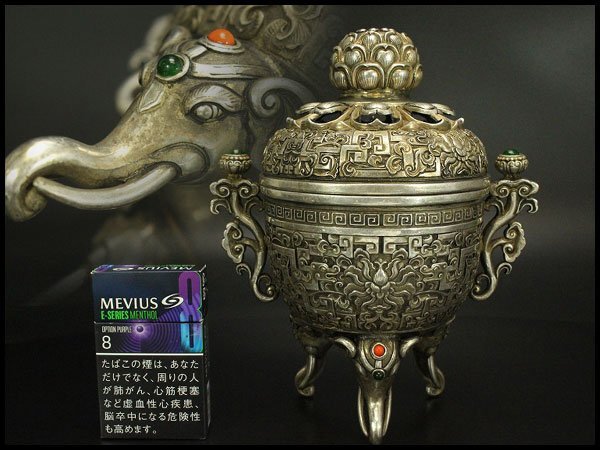 【銀閣】中国美術 花饕餮紋 霊芝耳 象足 燻銀 香炉 旧家蔵出 送料無料(AZ995)拍卖