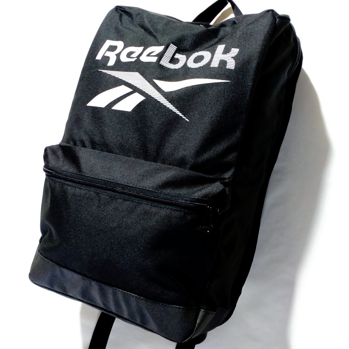 特価/未使用【サイズ=横29cm×縦45cm×幅12cm】Reebok/リーボック/アディダスジャパン正規品/男女兼用/バックパック/リュックサック/black拍卖